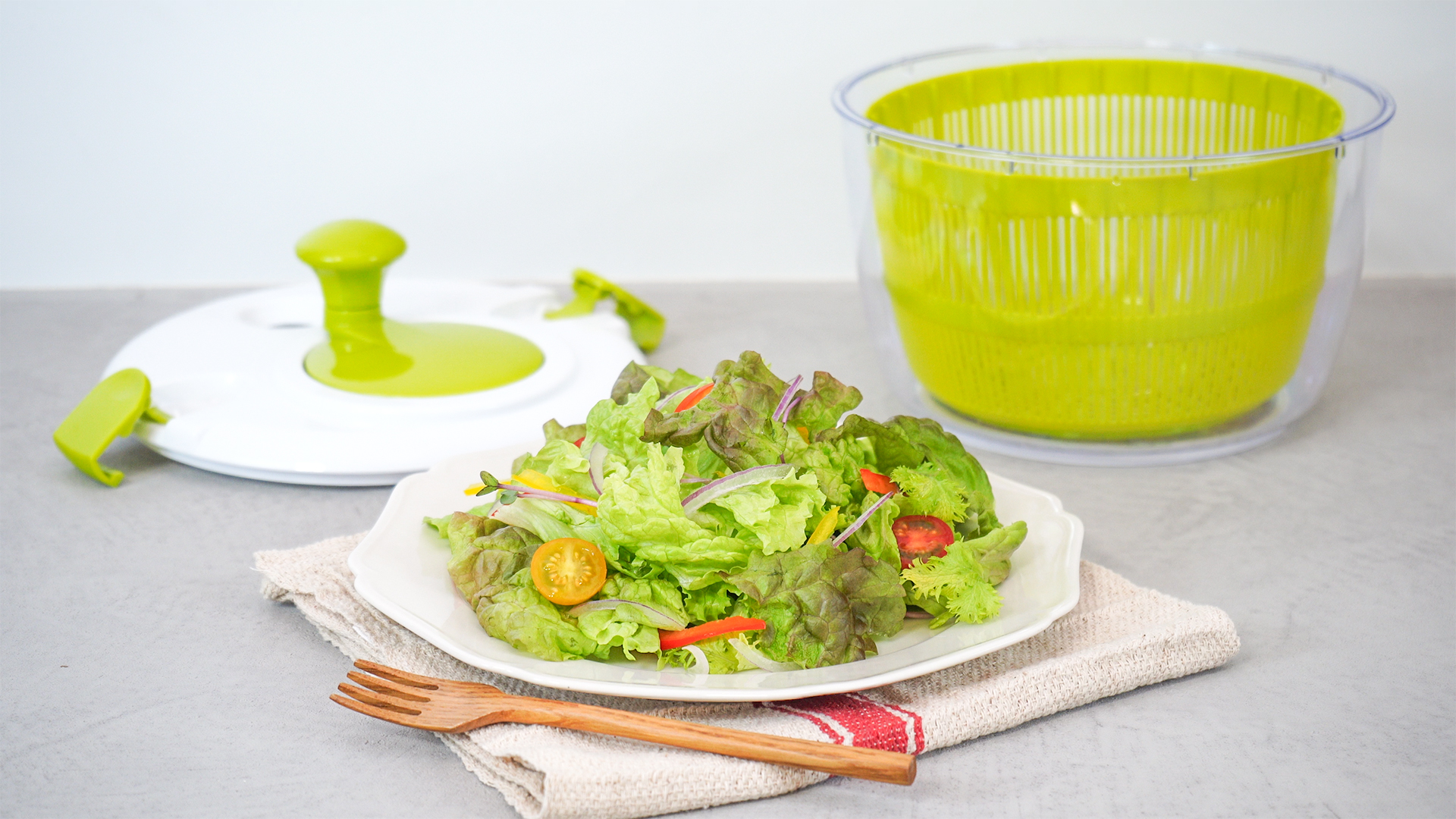 Amazon｜和平フレイズ サラダスピナー 野菜水切り器 キッチンアシスト